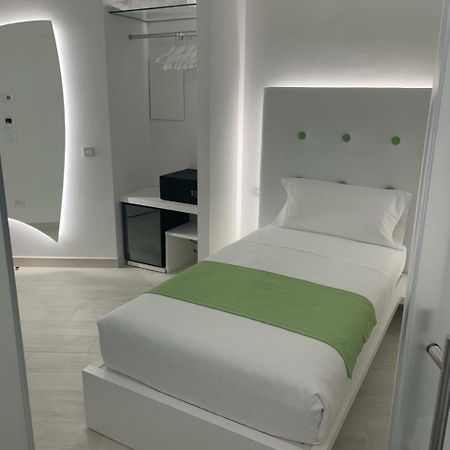 Ahd Rooms Milano Exteriör bild