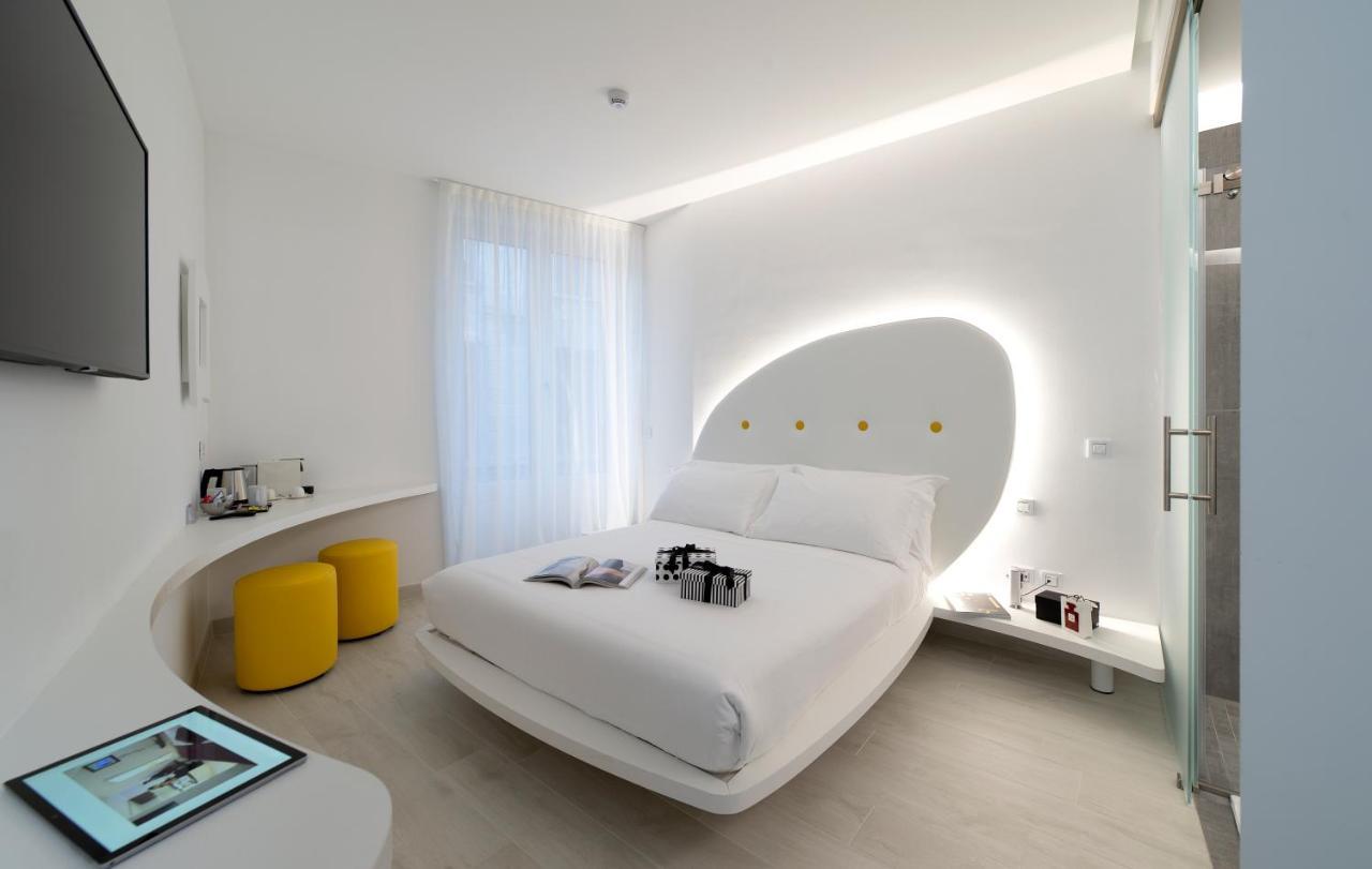 Ahd Rooms Milano Exteriör bild